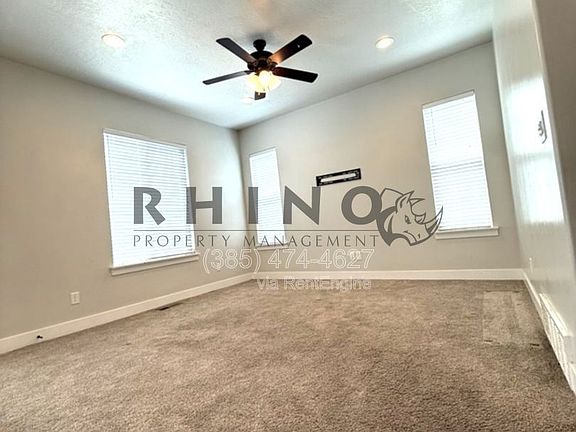 4th image of 213 W Whitewater Dr