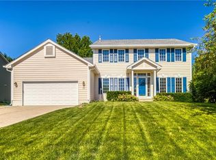 209 S 26th St, West Des Moines, IA 50265