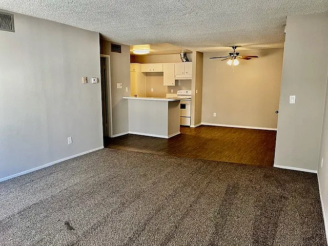 Taylor Garden Apartments — Photo 19