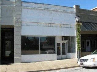 306 Trade St, Greer, SC 29651