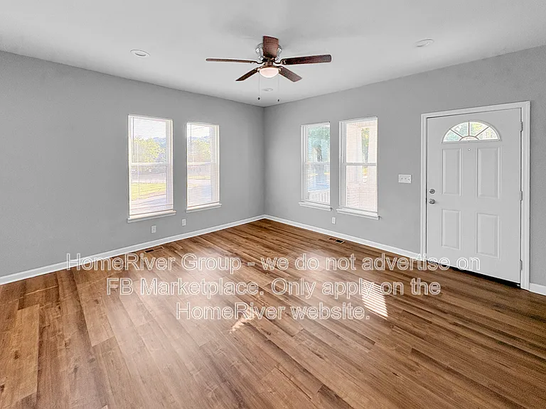 1219 N Chamberlain Ave — Photo 7