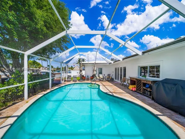 31 SE 12th St, Pompano Beach, FL 33060