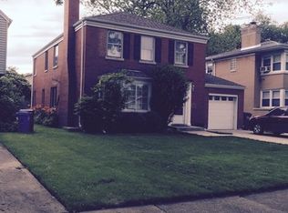 30 S Merrill St, Park Ridge, IL 60068