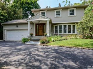 82 Bogart Ave, Port Washington, NY 11050