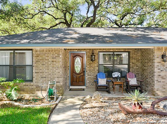 4th image of 1806 Poppy Peak St