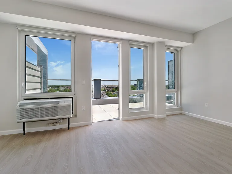 18303 Hillside Ave #7B — Photo 7