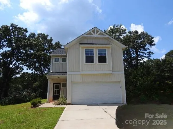 719 Kelly St N, Statesville, NC 28677