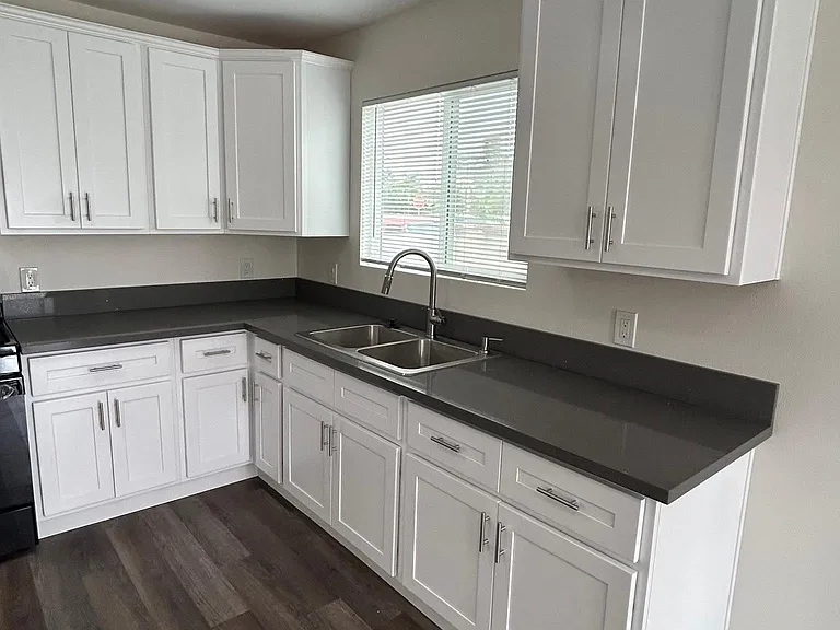 760 N Olive St #B — Photo 5