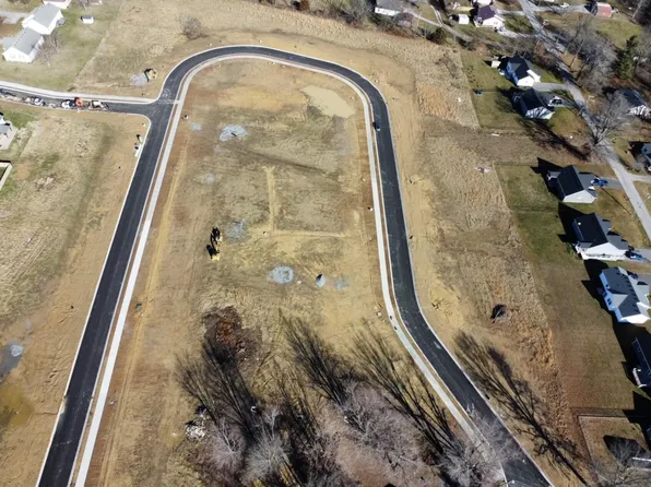 100 Knob View Trce, Junction City, KY 40440