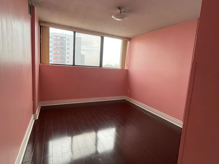 99 Blackwell Ave #803 — Photo 5