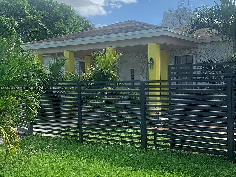 30900 SW 189th Ave — Photo 3