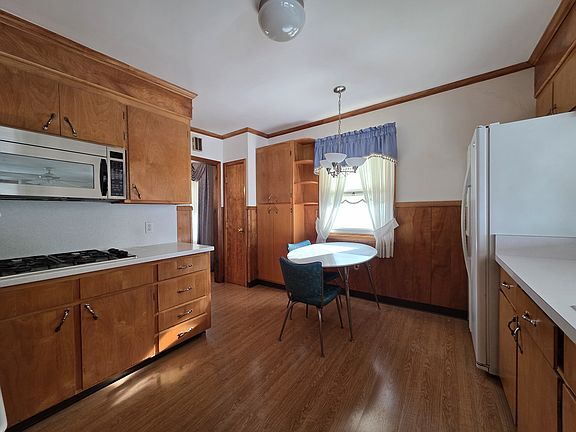 4th image of 95-97 White St #2