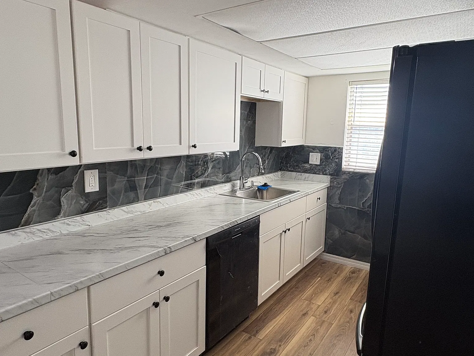 3 bed, 1325 sqft, $1,700 — Photo 4