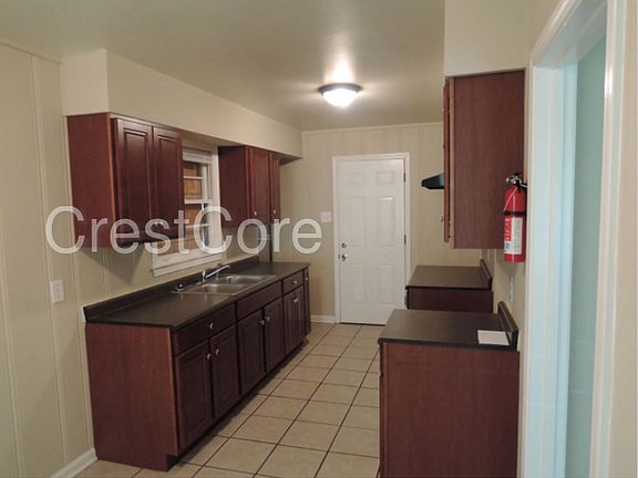 4th image of 4361 Gardenview Dr