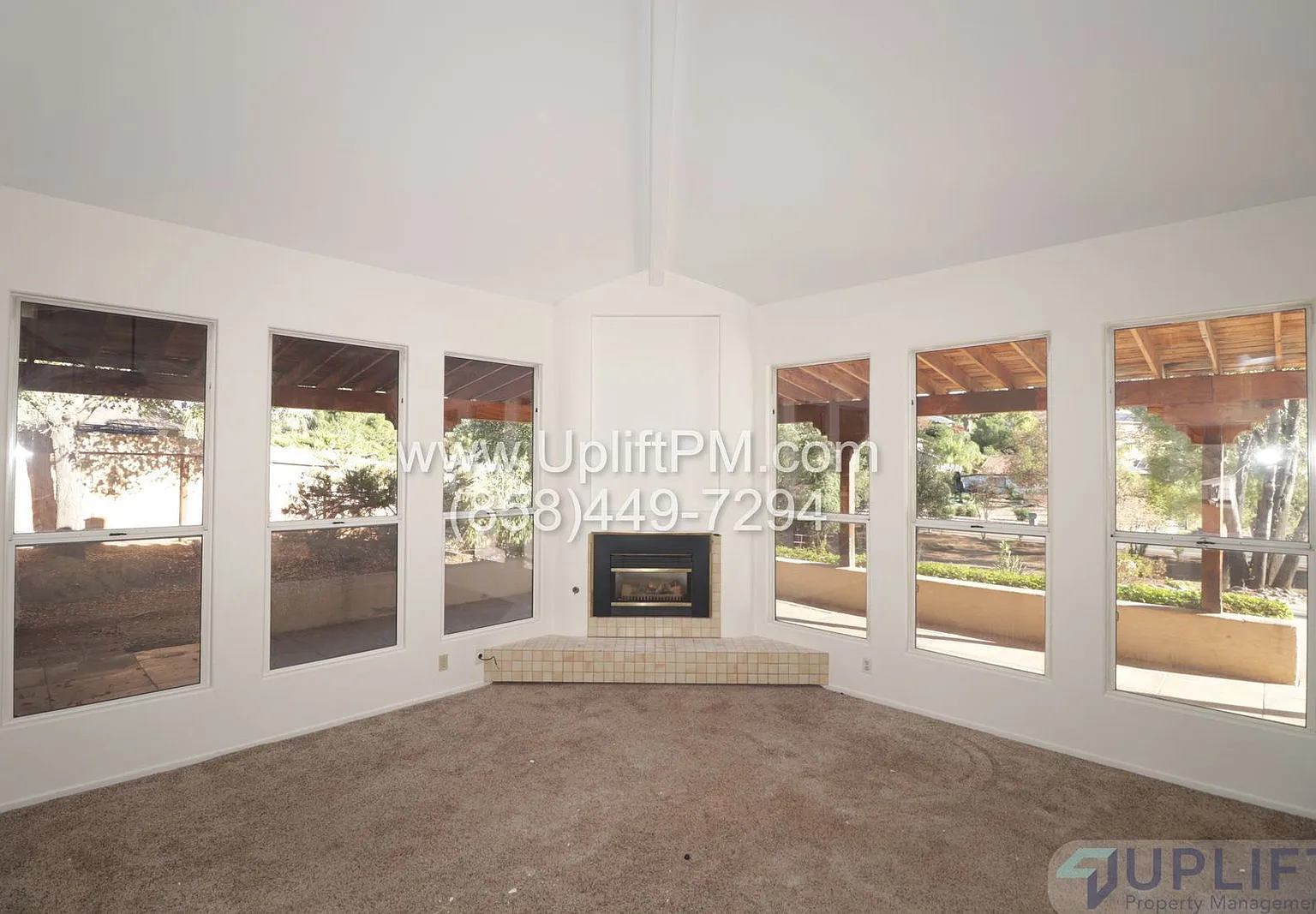 4 bed, 2.5 bath, 2137 sqft, $4,100 — Photo 3