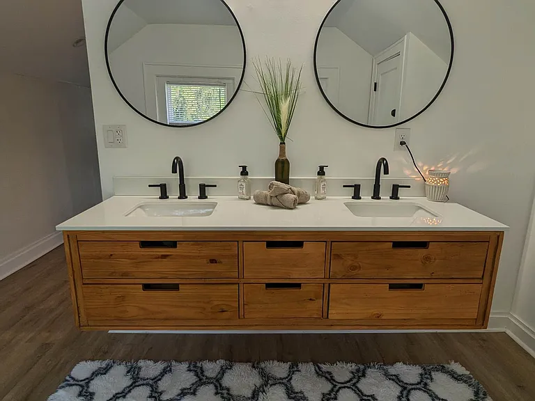 705 Bedford Ave #3 — Photo 5