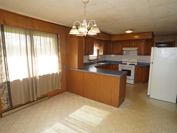 4th image of 14064 N Morris East St