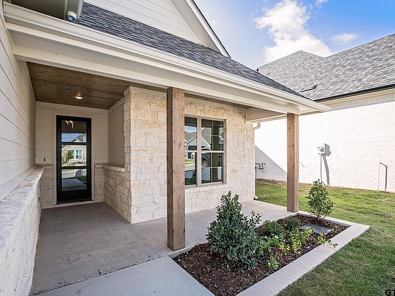 3rd image of 7021 Hillside Dr