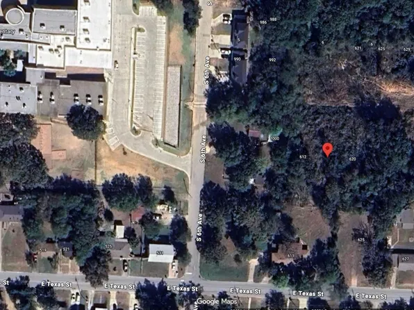 616 E Hull St, Denison, TX 75021