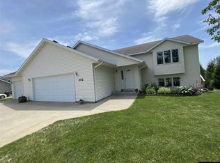 202 James Dr, Elysian, MN 56028