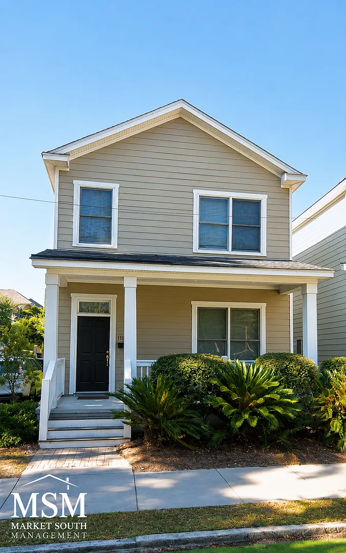 **Application Pending Lovely Home On Lincoln St — Photo 1