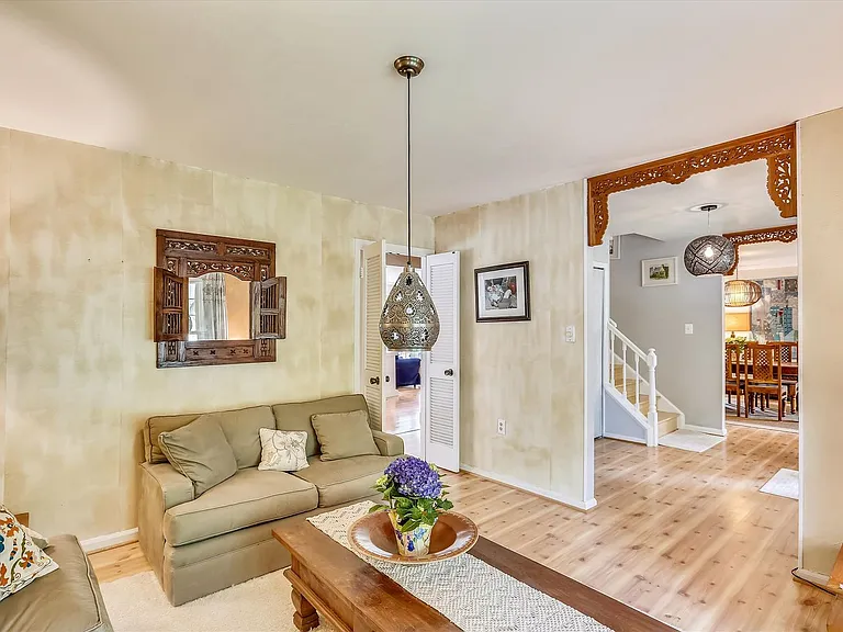 1755 Glastonberry Rd — Photo 56