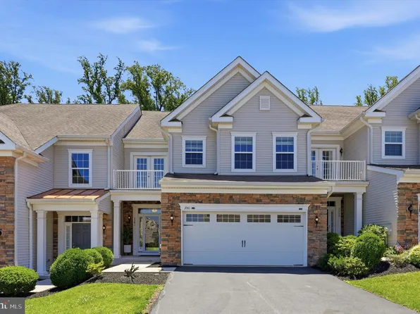3541 Muirwood Dr, Newtown Square, PA 19073