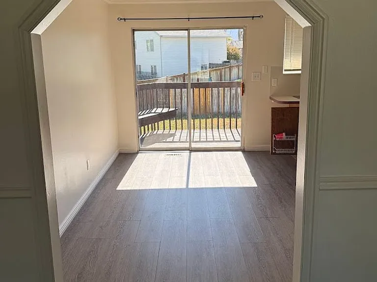 927 S 1635 W — Photo 13