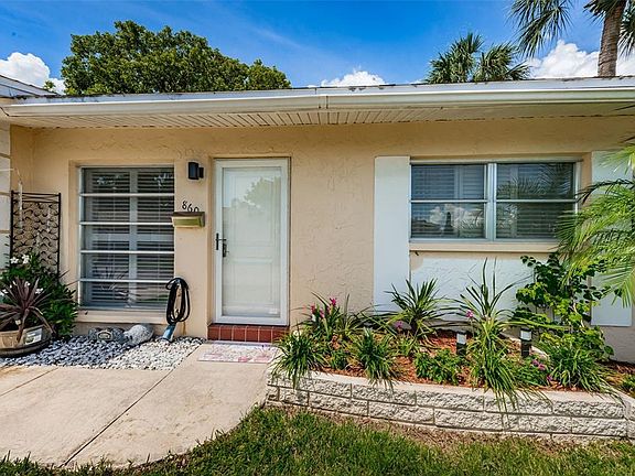 2nd image of 860 Cambridge Ct #4