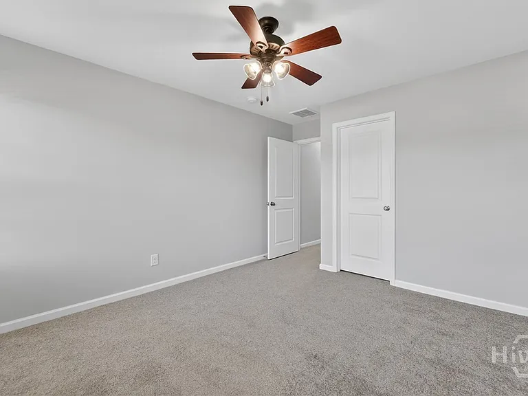 178 Somersby Blvd — Photo 32