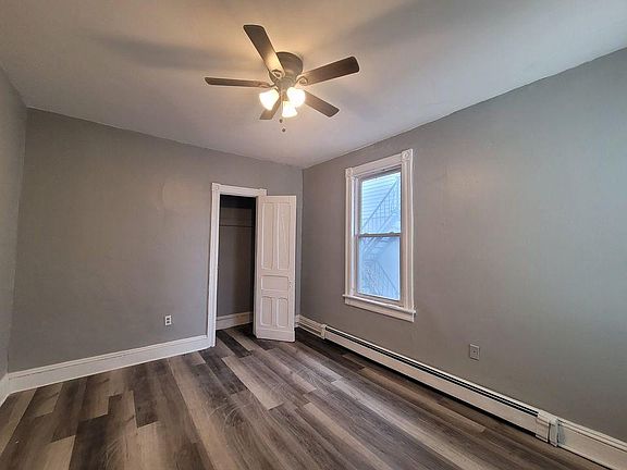 5th image of 7 Heckman St