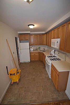 3rd image of 61-39 212th St #2