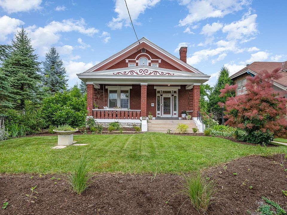 1st image of 2938 Montclair Ave