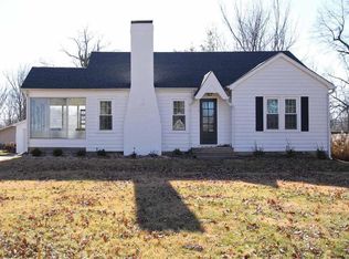 715 Ramona Pl, Godfrey, IL 62035