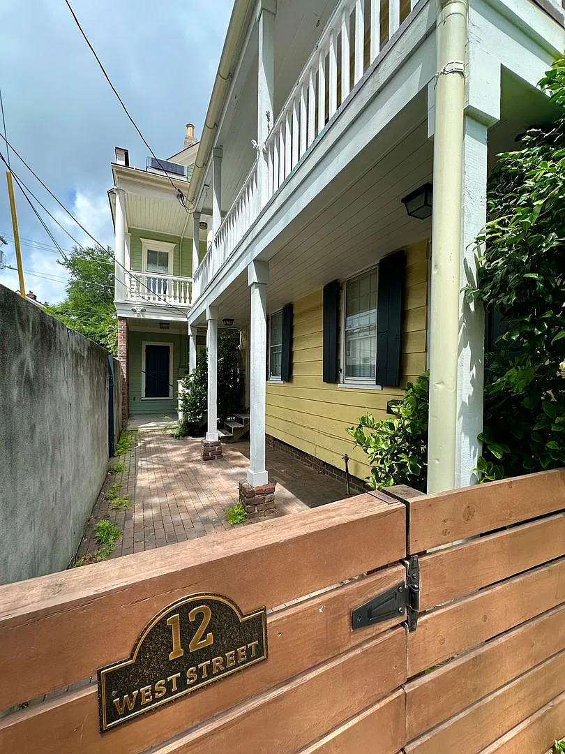 Charming Two-Story Carriage House Near Market Street | 1 Bed / 1 Bath — Photo 3