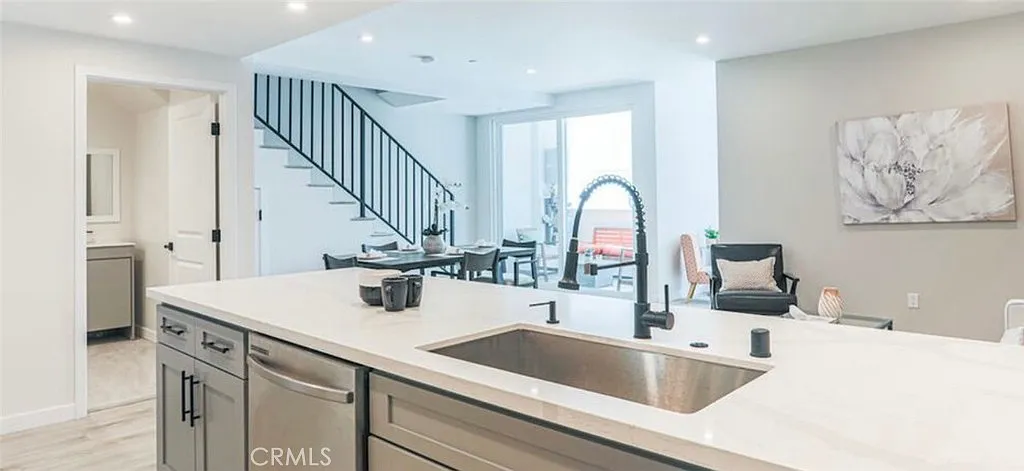 3 bed, 1680 sqft, $3,699 — Photo 1