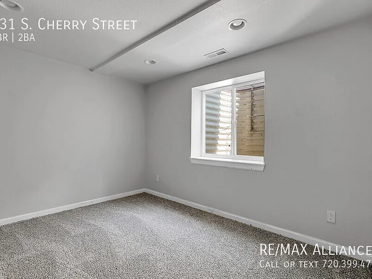 231 S Cherry St — Photo 29