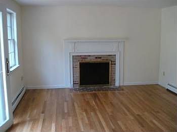 4th image of 6 Cape Woods Dr