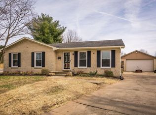 4602 Riders Row Ct, Saint Regis Park, KY 40220