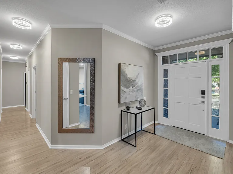 11317 S Oxford Ave — Photo 18