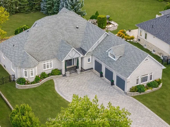 8910 Creditview Rd, Brampton, ON L6Y 0G4
