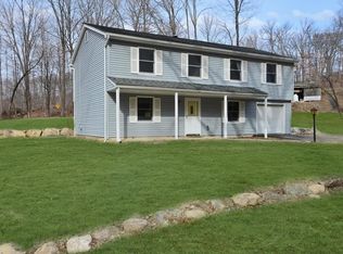 16 Cherrytree Ln, Wantage, NJ 07461