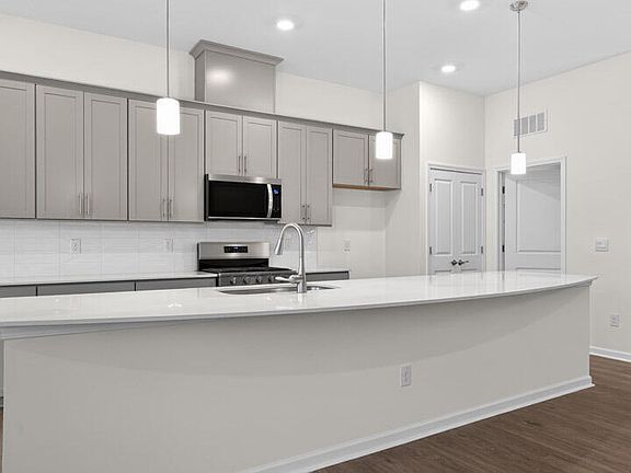6th image of this home