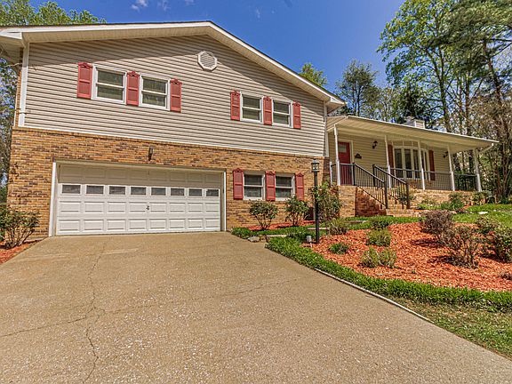 4th image of 709 Woodgreen Ln