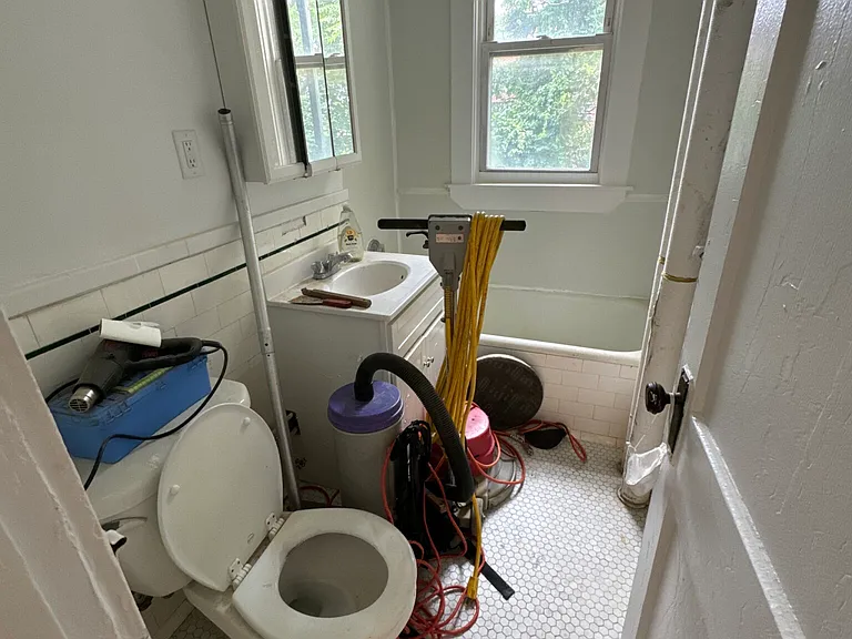 1634 Commonwealth Ave #25 — Photo 8
