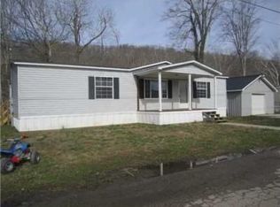 441 Augusta Dr, Huntington, WV 25704