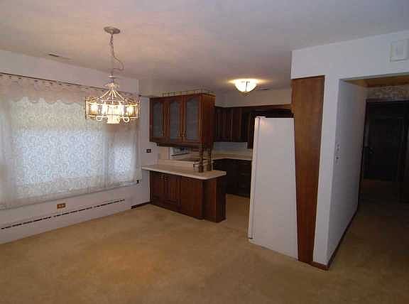 3rd image of 3544 Cuyler Ave
