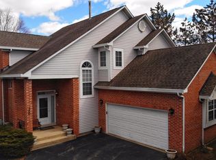 406 W Parkside Dr, Palatine, IL 60067