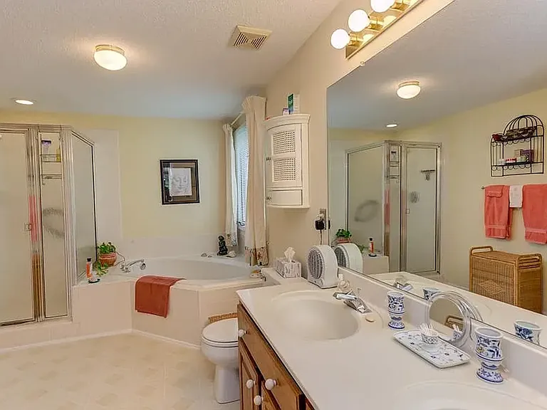 205 Windhover Dr — Photo 22