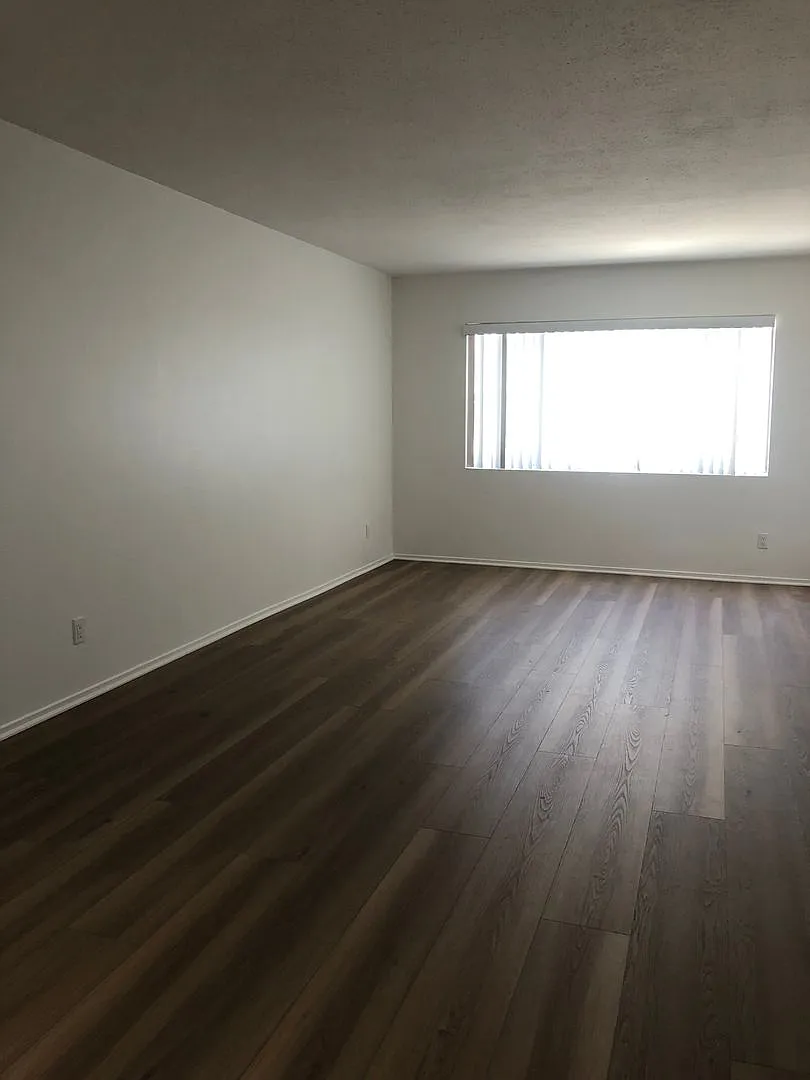 16631 Dolores Lane — Photo 4